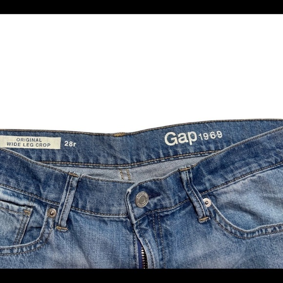 GAP (EUC) 100% COTTON ORIGINAL WIDE LEG CROP, SIZE 6 (28) - Picture 3 of 6